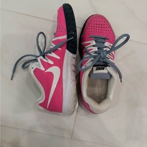 Nike Women's Pink TENNIS (court) Shoes